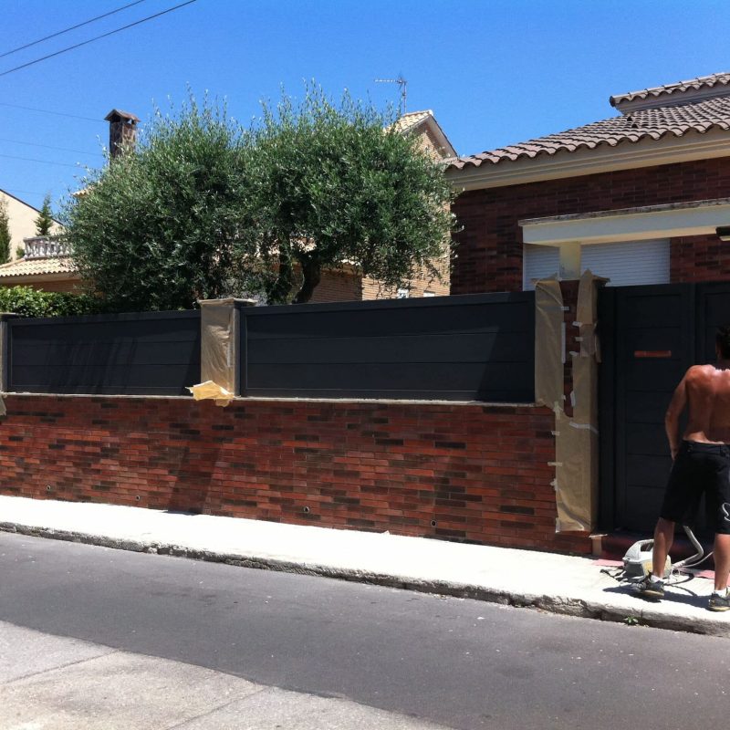 PINTADO DE VALLAS METALICAS CALAFELL